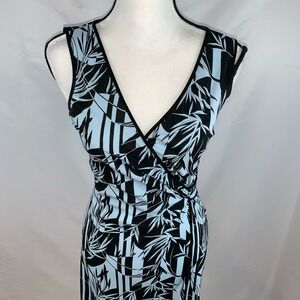 BCBGMAXAZRIA Sleeveless Blue Print Wrap Dress - SIZE S
